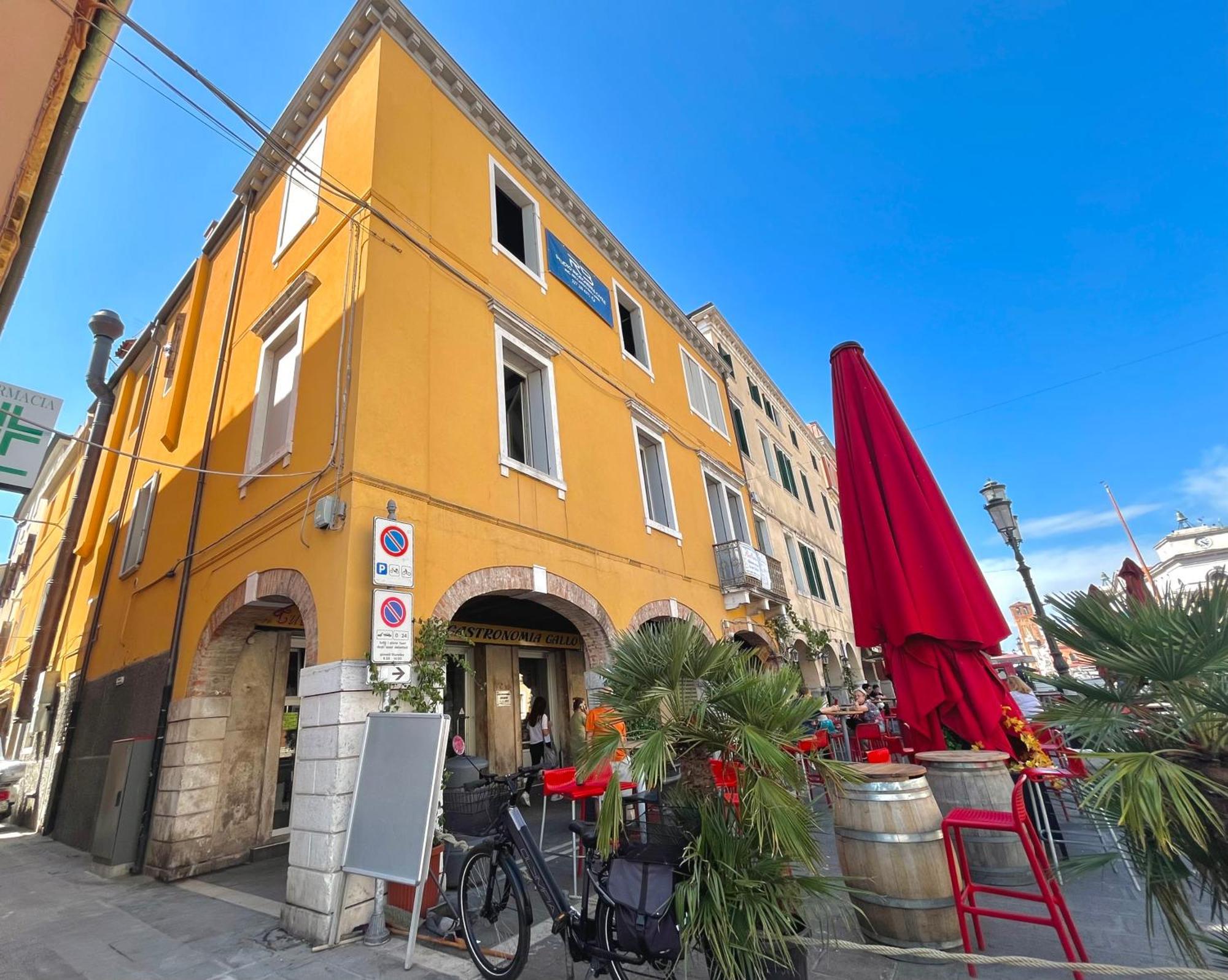 Airoldi Palace Apartment Chioggia Bagian luar foto