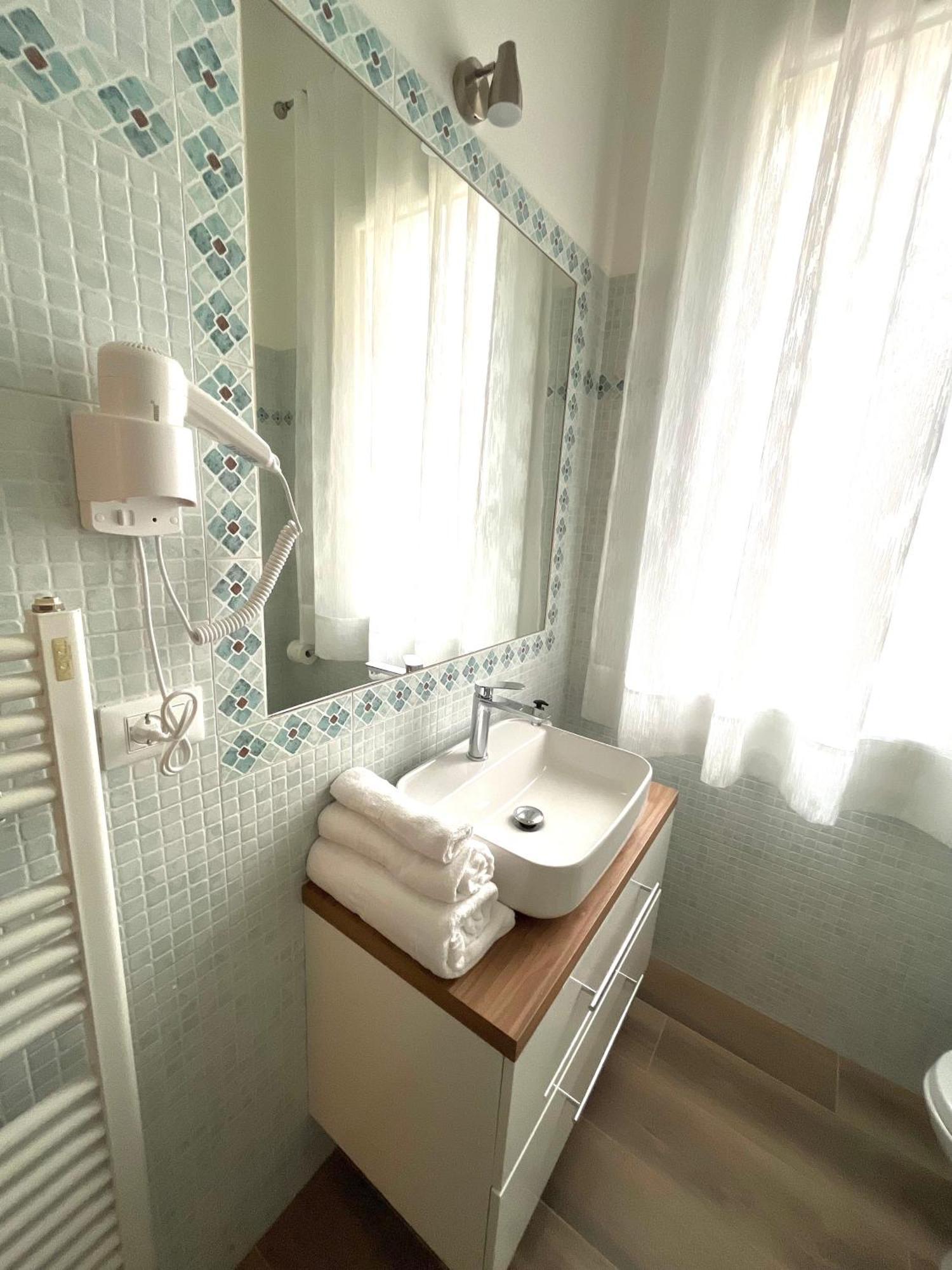 Airoldi Palace Apartment Chioggia Bagian luar foto